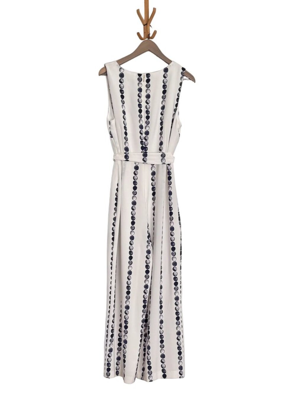 NWT DKNY White with Blue Printed Sleeveless Wide Leg Jumpsuit, Size 12 - Picture 3 of 9